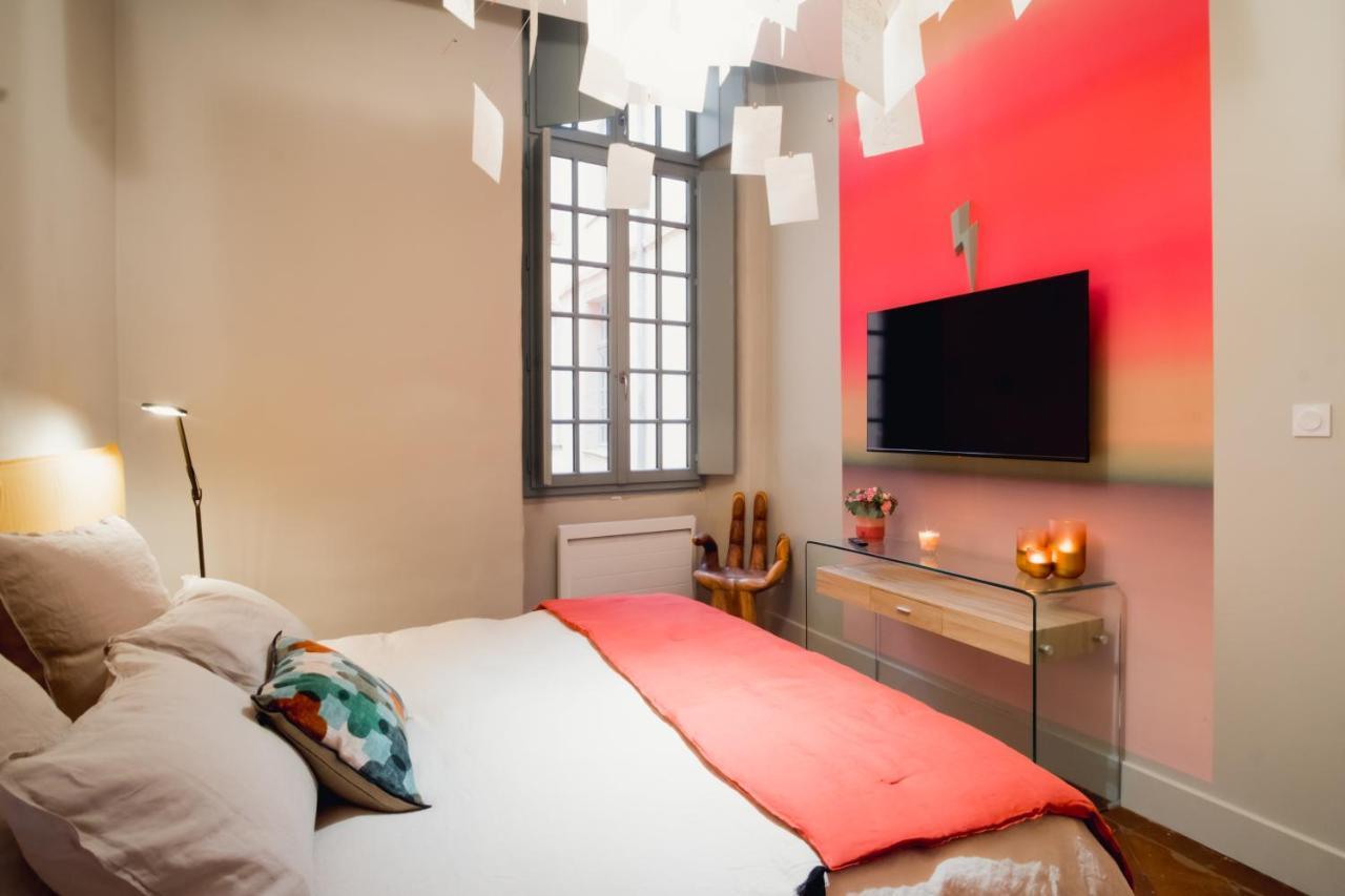 Room Five - Parking, Balneotherapie, Place Nationale, Un Havre De Paix Montauban Buitenkant foto